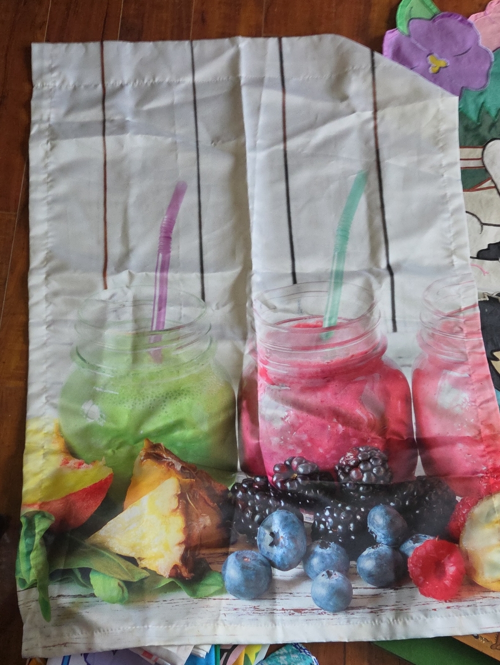 Fruit Mason OllieJar Flag in Green & Pink